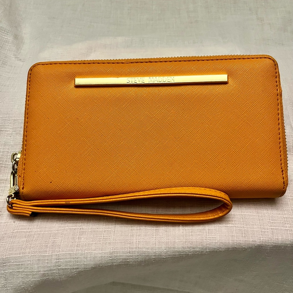 Steve Madden Orange Clutch Wristlet Sleek Design